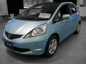 1280px-2007_honda_fit_1