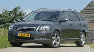 avensis-t25-wg-1