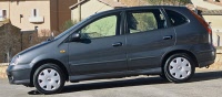 nissan-almera_tino_2005_1